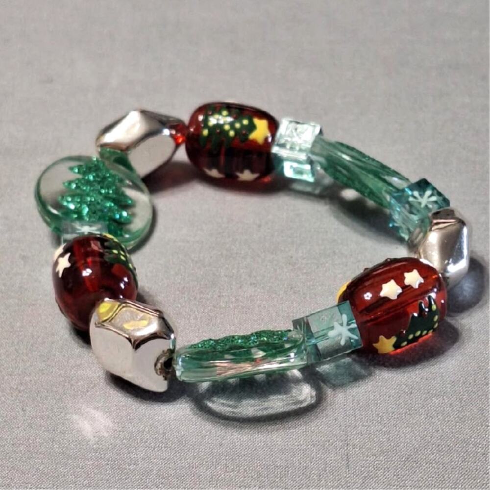 Vintage Christmas Lampwork Glass Bead Stretch Bracelet Holiday